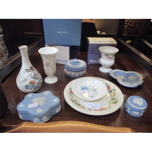 466 - SELECTION OF WEDGWOOD INCLUDING JASPER WARE, KUTANI CRANE VASE ETC - SOME WITH ORIGINAL BOXES