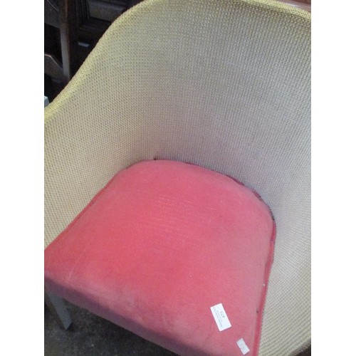 473 - LLOYD LOOM TYPE TUB CHAIR WITH PINK SEAT