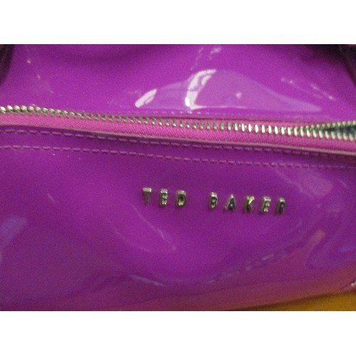 527 - TED BAKER PURPLE / PINK PATENT LEATHER EFFECT HANDBAG - WITH GILT BUCKLES AND ZIPS - GOOD CONDITION