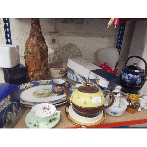 550 - SHELF OF MIXED ITEMS - MOSTLY CERAMICS, INCLUDES PAIR DECORATIVE VINTAGE MEAT PLATES, BLUE BICUIT BA... 