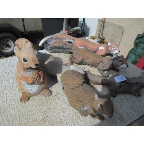 556 - QUANTITY OF GARDEN ORNAMENTS INCLUDING 6 SQUIRRELS, OWL LIGHT, DEER ETC