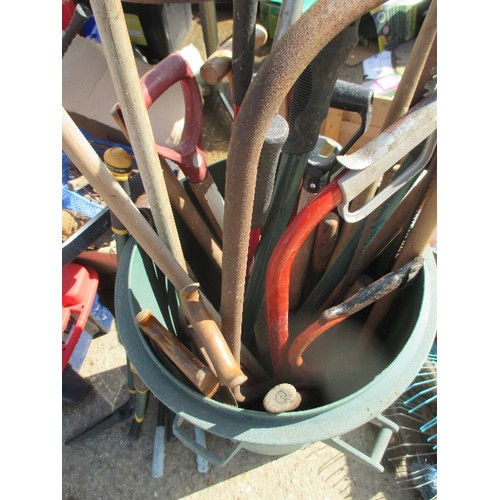 560 - LARGE GREEN PLASTIC BIN FULL OF GARDEN TOOLS