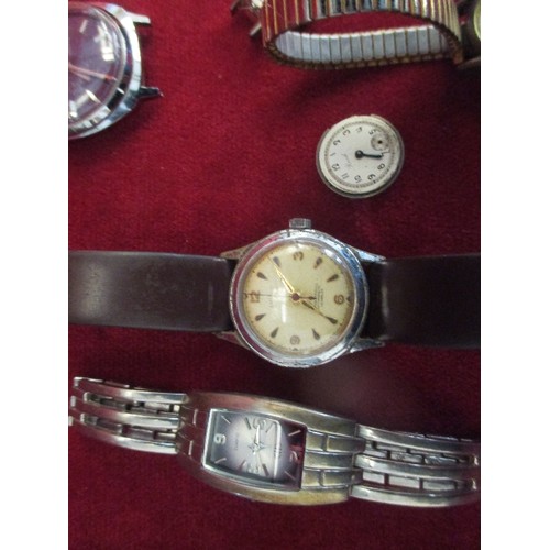 12 - COLLECTION OF WRIST WATCHES INCLUDING A MID CENTURY SWISS GENTS SHIELD WATCH WITH LEATHER STRAP, ING... 