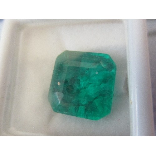 38 - ORIGINAL LABORATORY MADE EMERALD, 9.92CT WITH CERTIFICATE