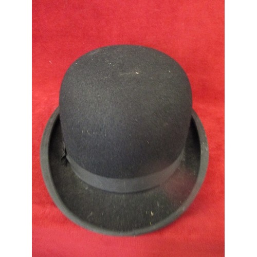 289 - GOOD QUALITY VINTAGE BOWLER HAT BY HERBERT JOHNSON, NEW BOND ST, LONDON