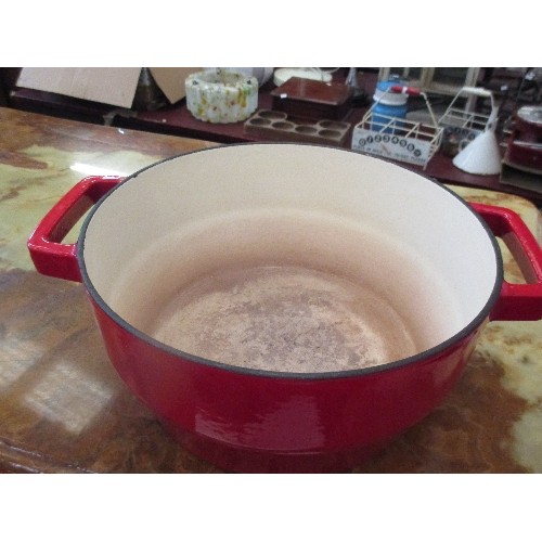 316 - LARGE RED PYREX CAST IRON COOKING POT - 25CM DIA