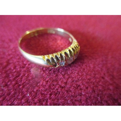 63 - ANTIQUE 18CT GOLD RING SET WITH 4 GRADUATED DIAMONDS (ORIGINALLY 5)  - APPROX 0.1 CARAT - 3 GRAMS