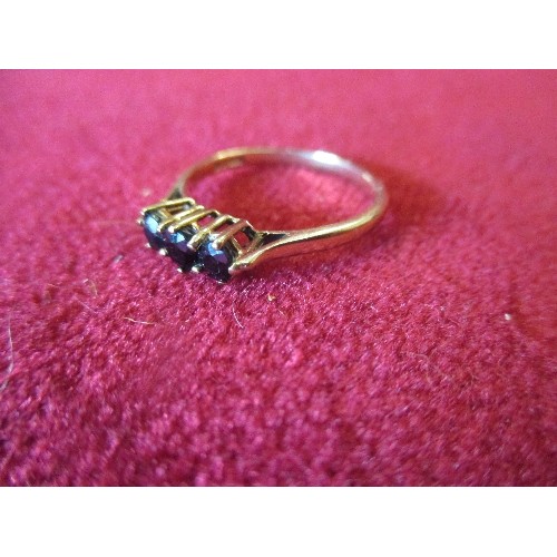 64 - VINTAGE 9CT GOLD TRILOGY RING SET WITH 3 SAPPHIRES ON RAISED GALLERY SETTING - LONDON HALLMARKS - 1.... 