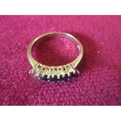 62 - VINTAGE 9CT GOLD RING SET WITH 4 BLACK SAPPHIRES (1 MISSING - ORIGINALLY 5) - 3.2 GRAMS - SIZE Q