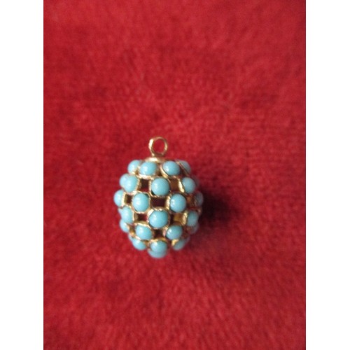 75 - BEAUTIFUL ANTIQUE TURQUOISE AND YELLOW METAL EGG SHAPED PENDANT WITH A BENTON & CO REGENT ST BOX