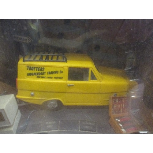 324 - ONLY FOOLS & HORSES 3D TALKING ALARM CLOCK AND A CORGI RELIANT REGAL 3 WHEELER VAN - BOTH WITH ORIGI... 