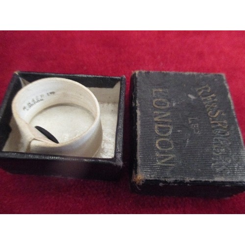 83 - A RARE NOVELTY / PROMOTIONAL MINIATURE GENTLEMAN'S COLLAR  BY F.H. & S ROGERS LTD LONDON (SHIRT & CO... 