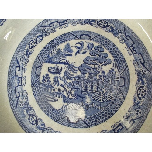 250A - 2 X LARGE VICTORIAN WILLOW PATTERN STAFFORDSHIRE MEAT PLATES - 46CM X 36CM AND 40CM DIA