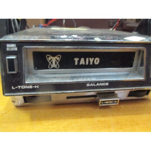 345B - TAIYO 8 TRACK PLAYER WITH SPEAKERS