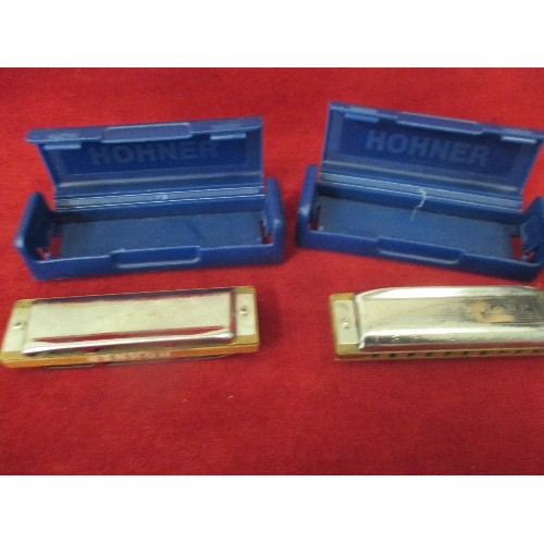 25 - PAIR OF PROFESSIONAL HOHNER 