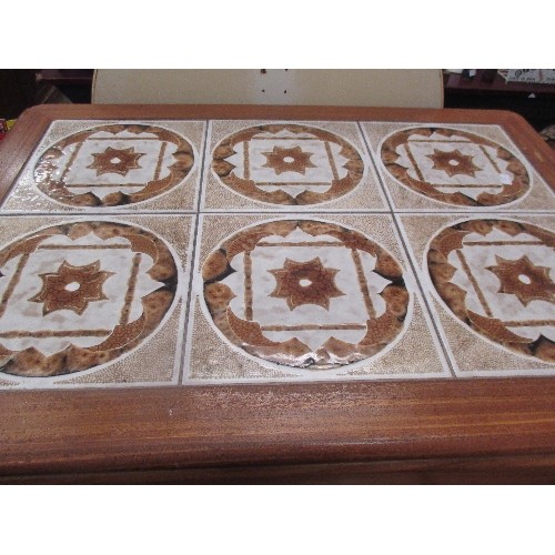 318 - VINTAGE RETRO TEAK COFFEE TABLE WITH TILED TOP