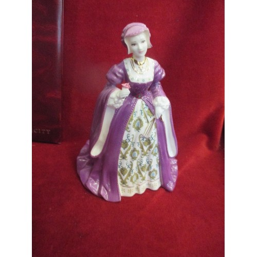 82 - A BEAUTIFUL COLLECTION OF WEDGWOOD BONE CHINA FIGURINES, THE SIX WIVES OF HENRY VIII. LIMITED EDITIO... 