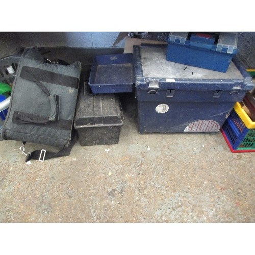 GALAXY FISHING TACKLE BOX / SEAT TOGETHER WITH SMALL TACKLE BOXES AND  FISHING BAG