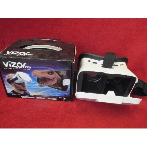 84 - VIZOR PRO VR HEADSET