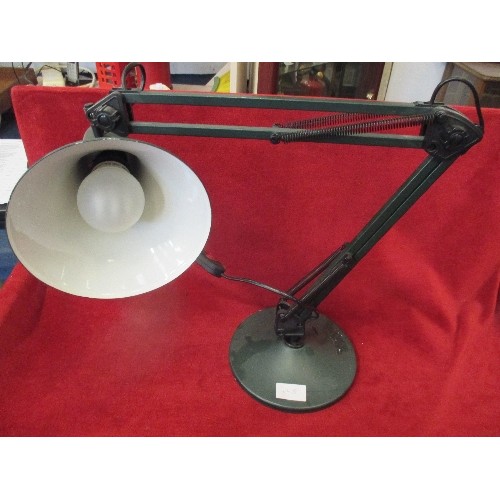 104B - ANGLEPOISE LAMP IN DARK GREEN (WORKING)