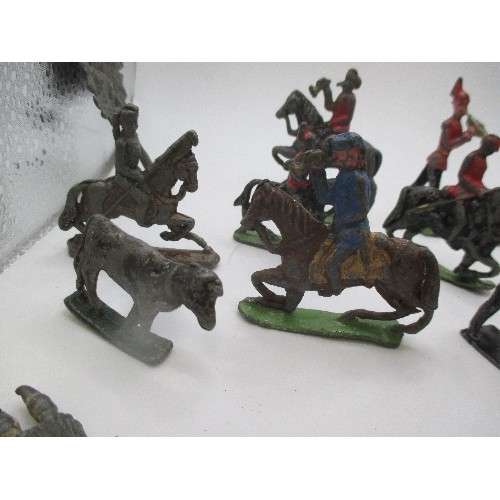 GOOD COLLECTION OF EARLY 20TH CENTURY LEAD TOY SOLDIERS - GUARDSMEN ...