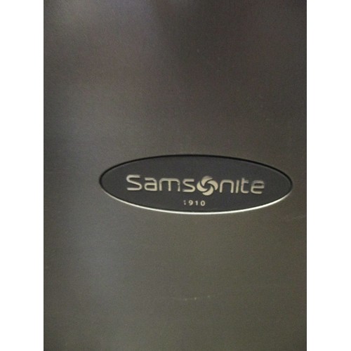 133 - SAMSONITE HARD SHELL WHEELED SUITCASE. APPROX 70 X 50CM.