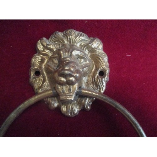 176 - BRASS LIONS HEAD BATHROOM SET, INCLUDING 2 TOWEL RINGS.