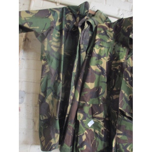 138 - 2 X ARMY ISSUE CAMOUFLAGE SMOCK WATERPROOF JACKETS.