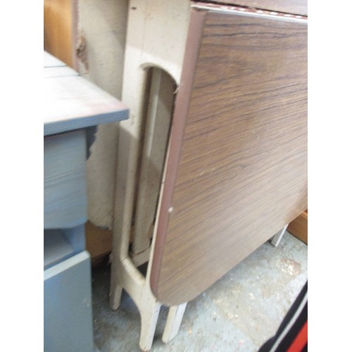 282 - MID CENTURY RETRO FORMICA TOPPED GATELEG TABLE