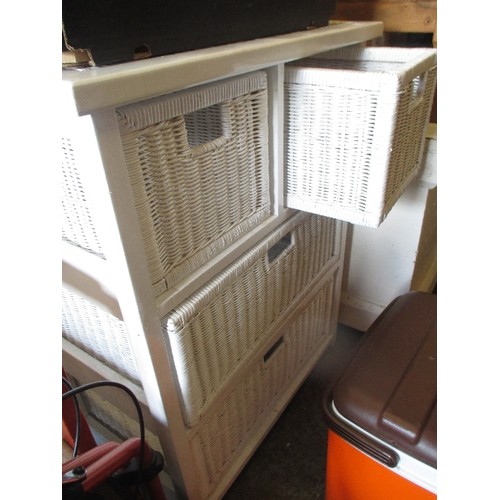 303 - BATHROOM UNIT WITH WICKER TOP AND STORAGE BASKETS