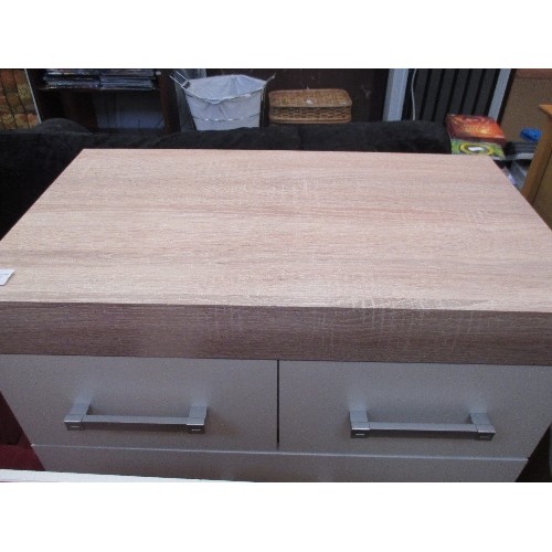 366 - CONTEMPORARY 5 DRAWER CHEST IN OFF WHITE AND LIMED WOOD EFFECT - 60CM X 36CM X 90CM