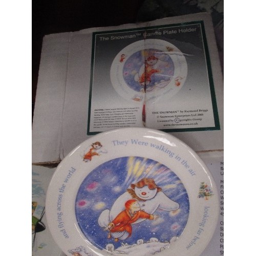 397 - COLLECTORS PLATES INCLUDING SUPERMARINE SPITFIRE BY DUDSON, NORFOLK BROADS BY COALPORT, 1978 CHRISTM... 