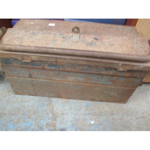 403 - METAL CANTILEVER TOOL BOX WITH CONTENTS OF HAMMERS, SCREWDRIVERS, TAPE MEASURES, SPANNERS, MOLE GRIP... 