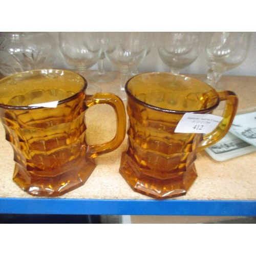 412 - GLASSWARE INCLUDING PAIR OF AMBER GLASS BEER MUGS, WINE GLASSES, CUT GLASS VASE ETC