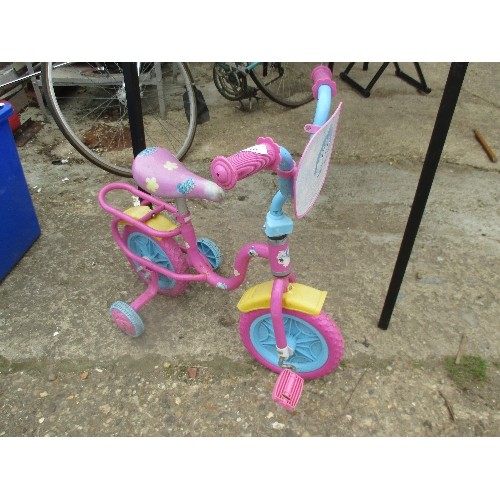 436 - FIDDLY FLOWERPETALS CHILD'S BIKE