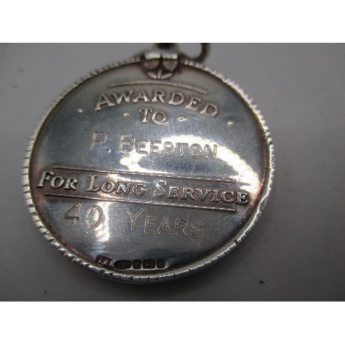 98A - STERLING SILVER INSTITUTE OF CLAYWORKERS MEDAL , BIRMINGHAM 1999, AWARDED TO P BEESTON FOR 40 YEARS ... 