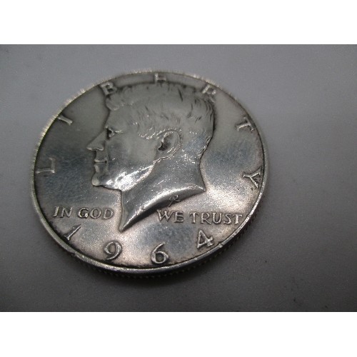 98C - 1964 USA KENNEDY SILVER HALF DOLLAR - 11.5 GRAMS