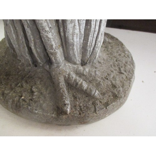 449A - HERON CONCRETE GARDEN ORNAMENT. 54CM H.