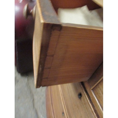 454 - VICTORIAN MAHOGANY BOW FRONTED CHEST OF DRAWERS, 2 OVER 4. 92CM X 50CM X 90CM. BASICALLY SOUND BUT S... 