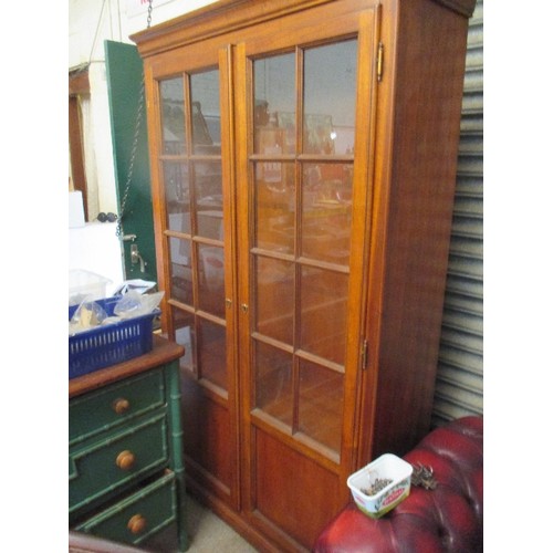 456 - LARGE GLAZED BOOKCASE / CUPBOARD - SHIELD SHAPED KEY ESCUTCHEONS - LOCKED BUT WITHOUT A KEY - 116C X... 