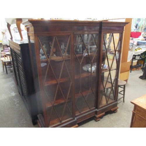 458 - VERY LARGE MAHOGANY BREAKFRONT DISPLAY CABINET WITH ASTRAGAL GLAZED DOORS ON OGEE FEET - 140CM X 44C... 