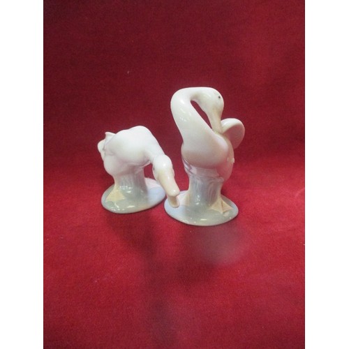 2 - TWO LLADRO PORCELAIN GEESE - 10CM H