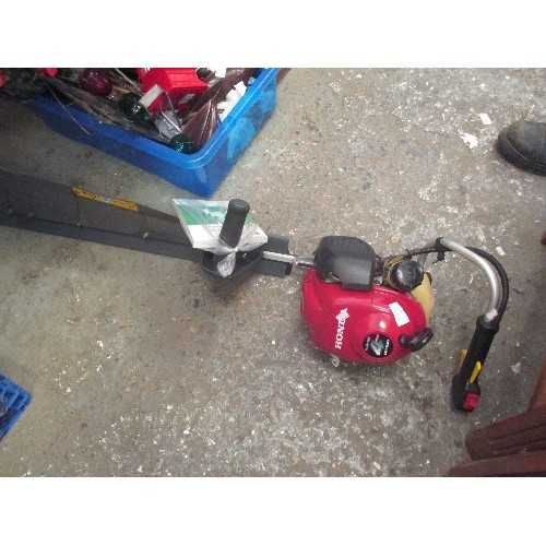 HONDA HEDGE TRIMMER. HHH25. WITH INSTRUCTION MANUAL.