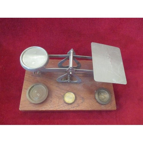 47 - VINTAGE SCALES WITH WEIGHTS