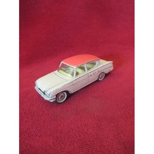 71 - CORGI DIE CAST MODEL. FORD CONSUL 315.