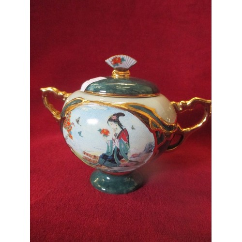 80 - HEIRLOOM PORCELAIN MUSIC BOX COLLECTION. A PAIR OF LIDDED POTS 'BEAUTIES OF THE RED MANSION'