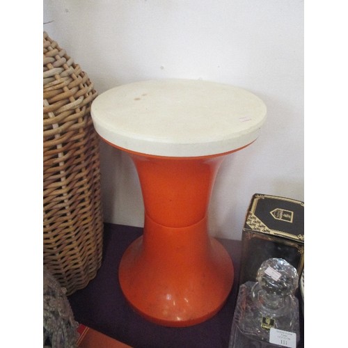 112 - ORANGE RETRO PLASTIC STOOL.