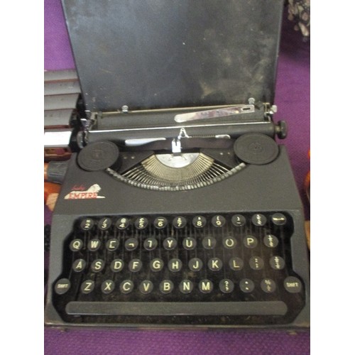 116 - LOVELY VINTAGE BABY EMPIRE PORTABLE TYPEWRITER.