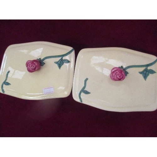 124 - A PAIR OF WALT DISNEY'S BEAUTY & THE BEAST BUTTER DISHES. NEW.