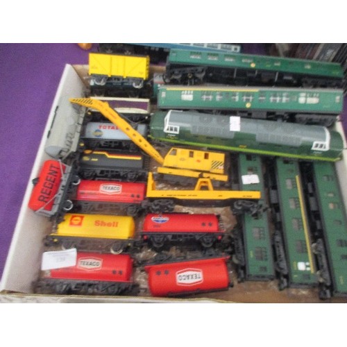 139 - MODEL RAILWAY. LIMA, TRIANG, HORNBY ETC. BOX OF TRAINS CARRIAGES & WAGONS.